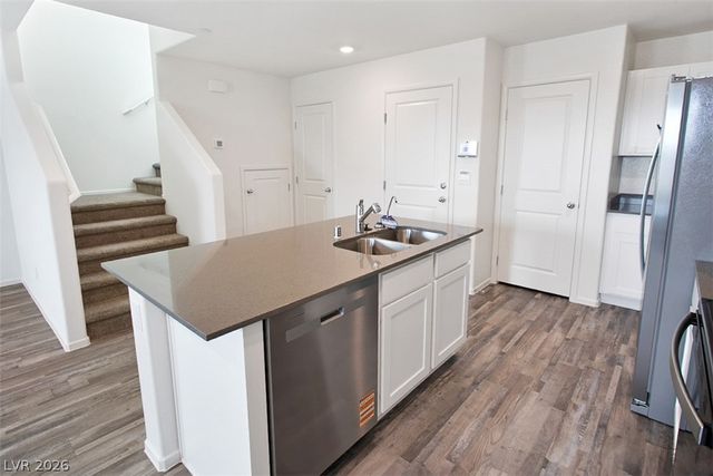 9390 Emerald Mesa Street, Las Vegas, NV 89139