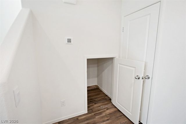 9390 Emerald Mesa Street, Las Vegas, NV 89139