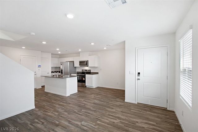 9390 Emerald Mesa Street, Las Vegas, NV 89139