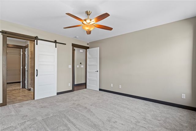 3535 Pioneer Avenue SE, Cedar Rapids, IA 52403