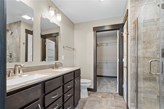 3535 Pioneer Avenue SE, Cedar Rapids, IA 52403