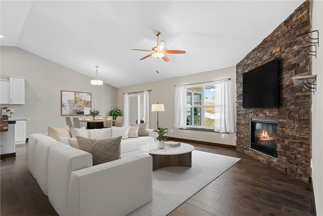 3535 Pioneer Avenue SE, Cedar Rapids, IA 52403