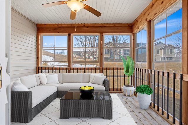 3535 Pioneer Avenue SE, Cedar Rapids, IA 52403