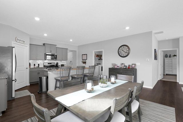 1390 Hemetite Drive, Grove City, OH 43123