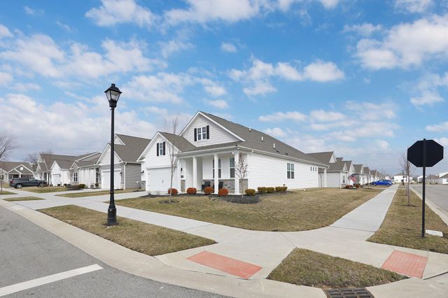 1390 Hemetite Drive, Grove City, OH 43123
