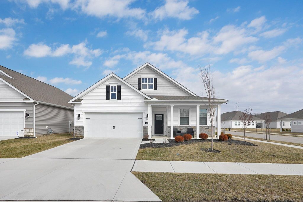 1390 Hemetite Drive, Grove City, OH 43123