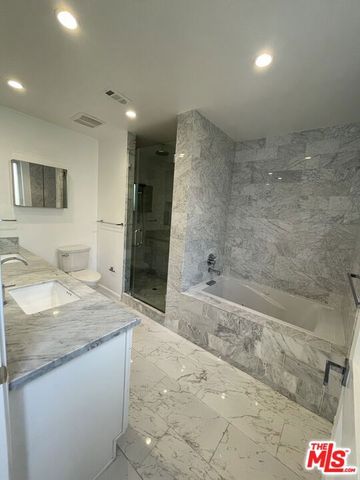1654 Greenfield Avenue 101, Los Angeles, CA 90025