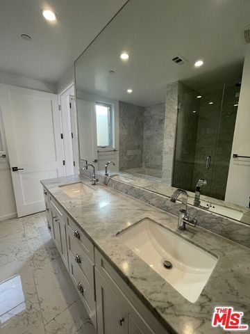 1654 Greenfield Avenue 101, Los Angeles, CA 90025