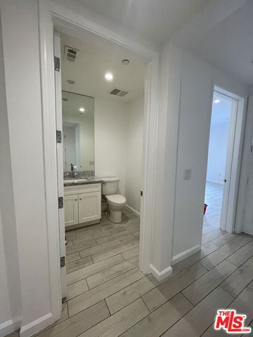 1654 Greenfield Avenue 101, Los Angeles, CA 90025
