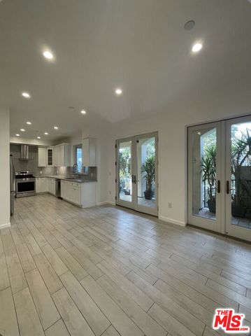 1654 Greenfield Avenue 101, Los Angeles, CA 90025