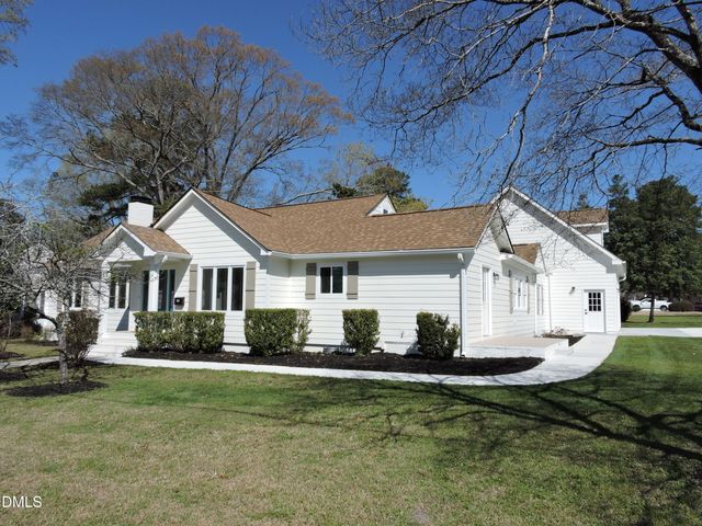 511 Raleigh Street, Fuquay Varina, NC 27526