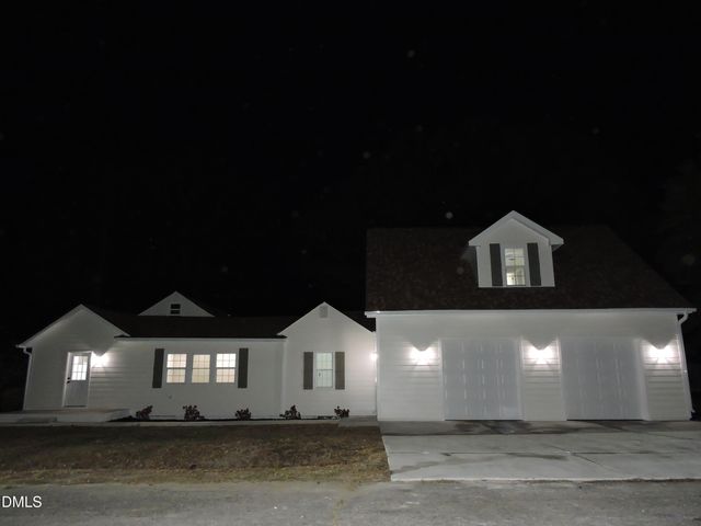 511 Raleigh Street, Fuquay Varina, NC 27526