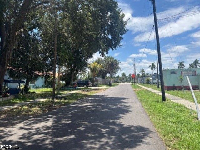 333 Bellair RD, Fort Myers, FL 33905