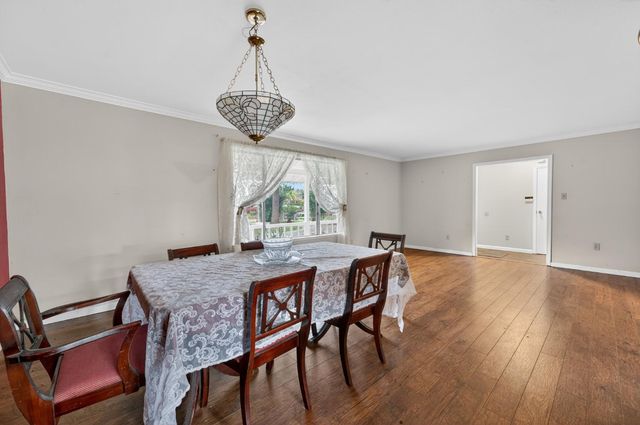 9481 Oak Ave, Orangevale, CA 95662