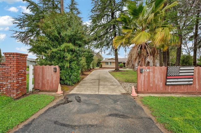 9481 Oak Ave, Orangevale, CA 95662