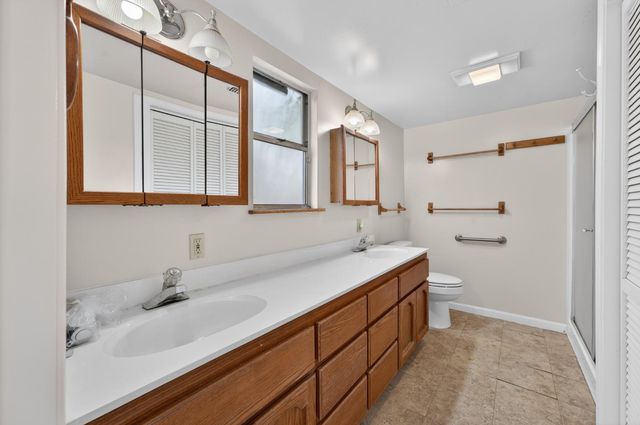 9481 Oak Ave, Orangevale, CA 95662