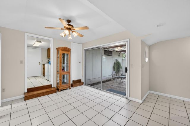 9481 Oak Ave, Orangevale, CA 95662