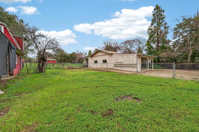 9481 Oak Ave, Orangevale, CA 95662