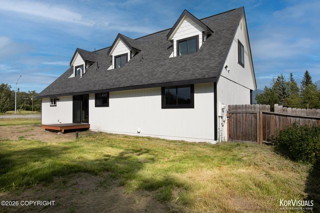 108 S Montgomery Way, Palmer, AK 99645