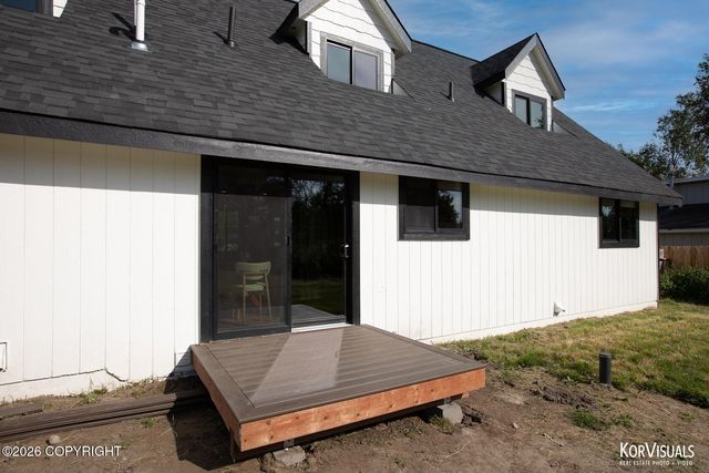 108 S Montgomery Way, Palmer, AK 99645
