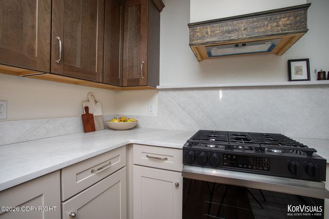 108 S Montgomery Way, Palmer, AK 99645
