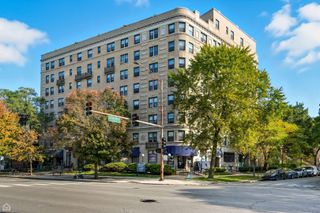 7301 N Sheridan Road 901, Chicago, IL 60626