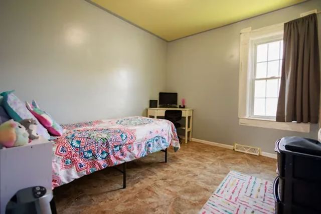 273 W Station Street, St. Anne, IL 60964