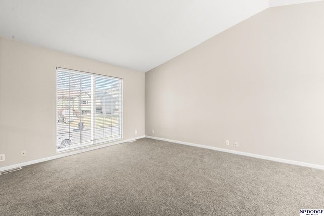 7841 Bondesson Street, Omaha, NE 68122