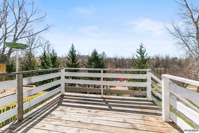 7841 Bondesson Street, Omaha, NE 68122