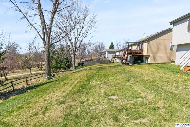 7841 Bondesson Street, Omaha, NE 68122