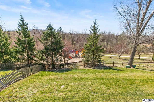 7841 Bondesson Street, Omaha, NE 68122