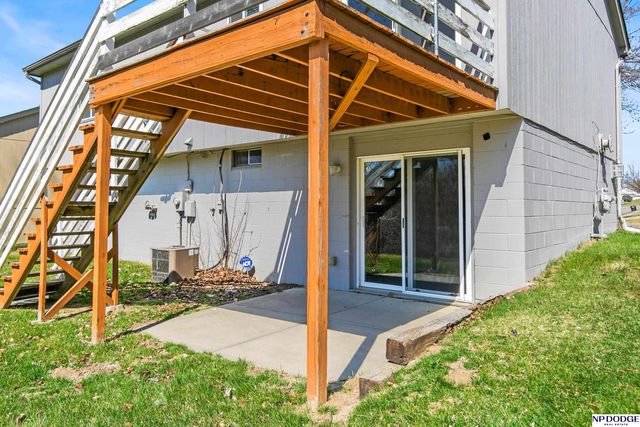 7841 Bondesson Street, Omaha, NE 68122