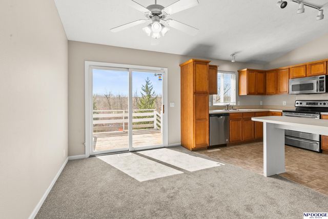 7841 Bondesson Street, Omaha, NE 68122