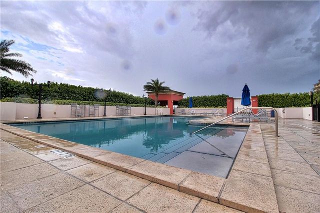 4100 Salzedo Street 512, Coral Gables, FL 33146