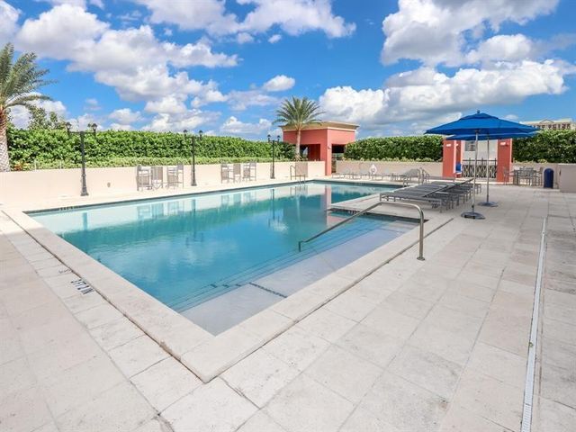 4100 Salzedo Street 512, Coral Gables, FL 33146