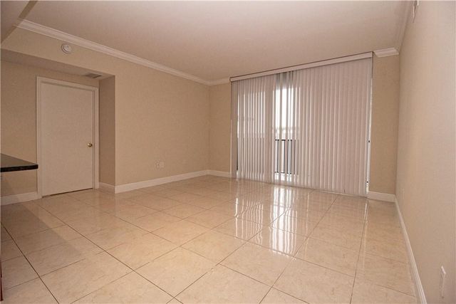 4100 Salzedo Street 512, Coral Gables, FL 33146