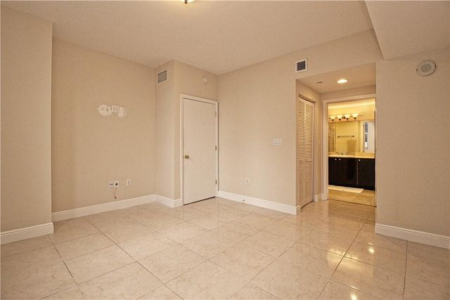 4100 Salzedo Street 512, Coral Gables, FL 33146