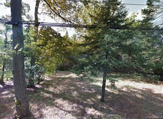 48 Ormond Street, Dix Hills, NY 11746