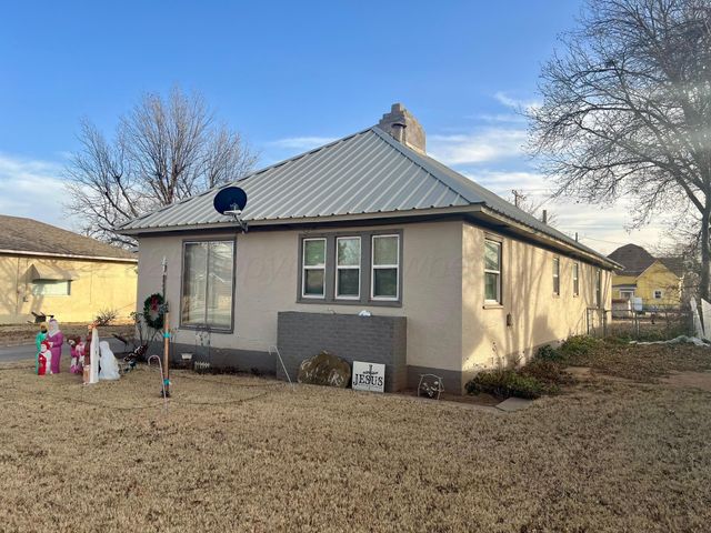 716 W Cleveland Street, Memphis, TX 79245