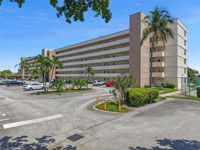 8900 Washington Boulevard 320, Pembroke Pines, FL 33025