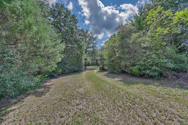 7515 Shelby Road, Brenham, TX 77833