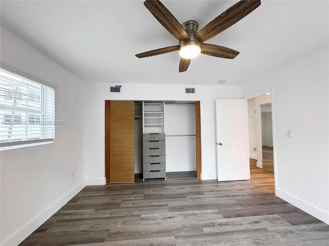 363 Washington Ave 25, Miami Beach, FL 33139