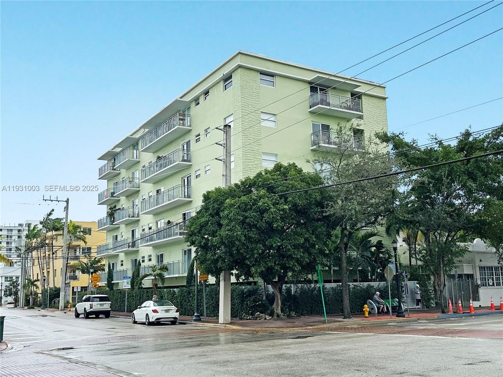 363 Washington Ave 25, Miami Beach, FL 33139