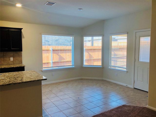 925 Rutherford Drive, Crowley, TX 76036