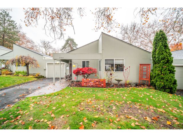 1785 Nw ROLLING HILL Dr, Beaverton, OR 97006