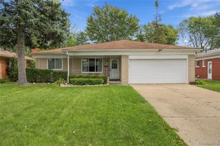 33642 Colfax Drive, Sterling Heights, MI 48310