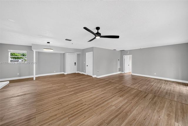 17400 SW 89th Court, Palmetto Bay, FL 33157