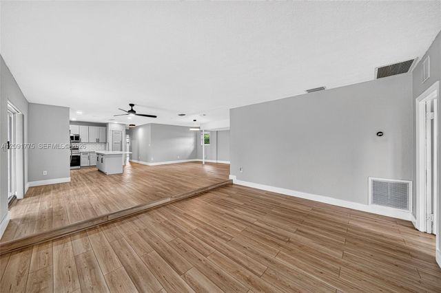 17400 SW 89th Court, Palmetto Bay, FL 33157