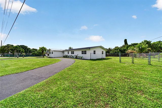 17400 SW 89th Court, Palmetto Bay, FL 33157