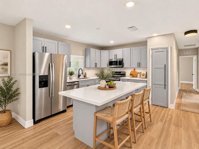 17400 SW 89th Court, Palmetto Bay, FL 33157